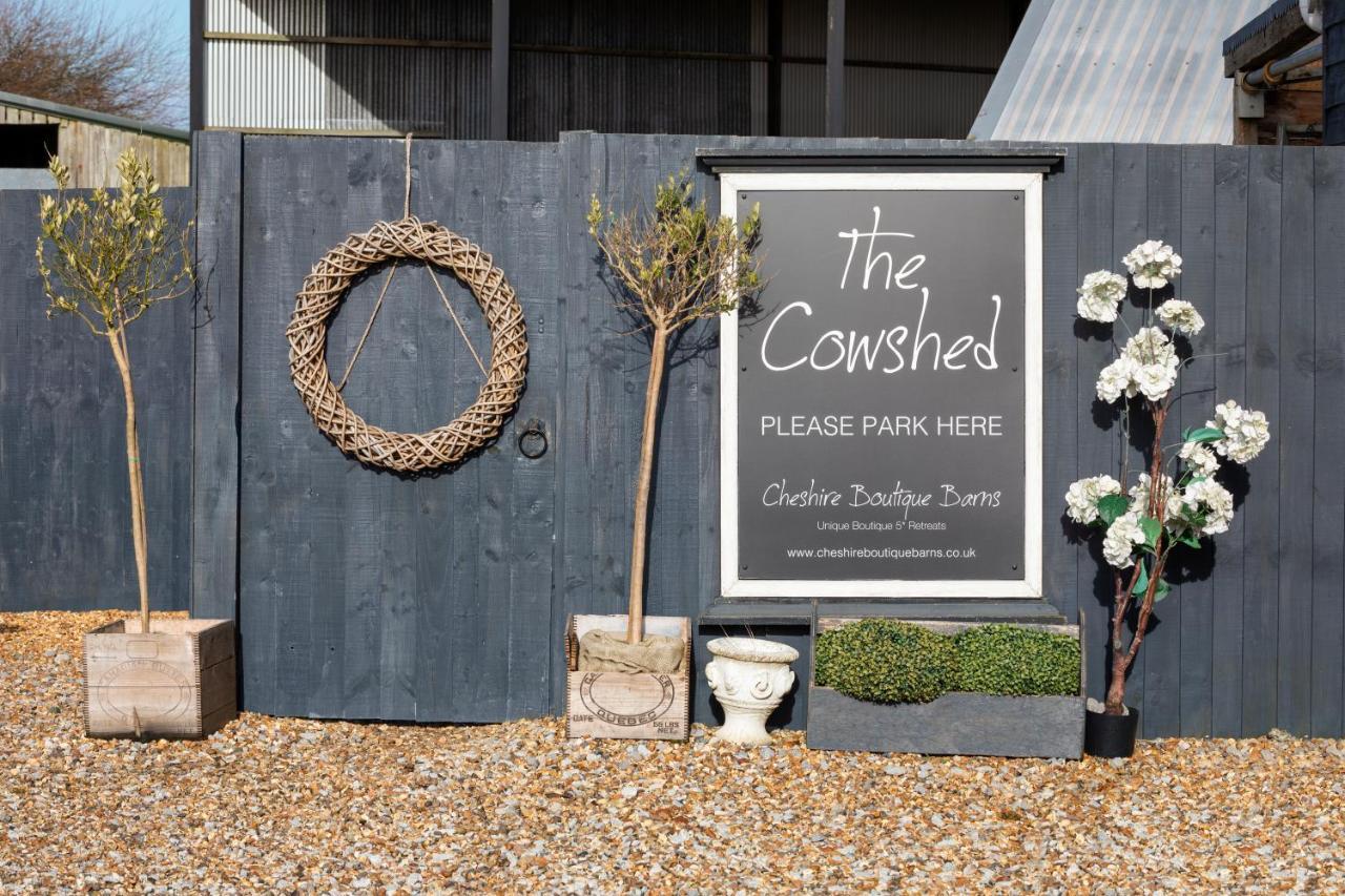 The Cowshed At Cheshire Boutique Barns Villa Nantwich Exterior photo
